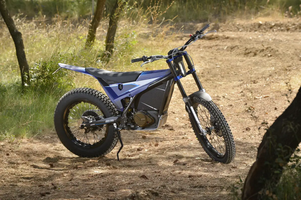 The Escape R in pictures