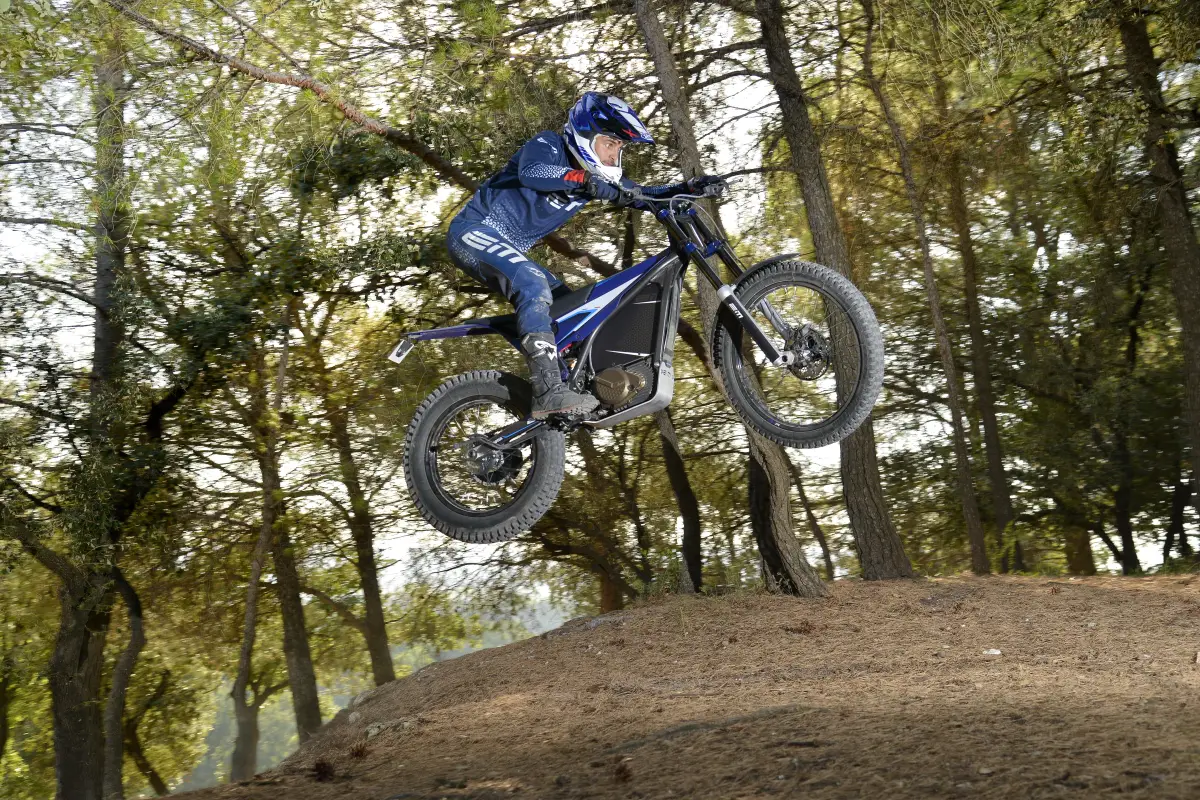 The Escape R in pictures